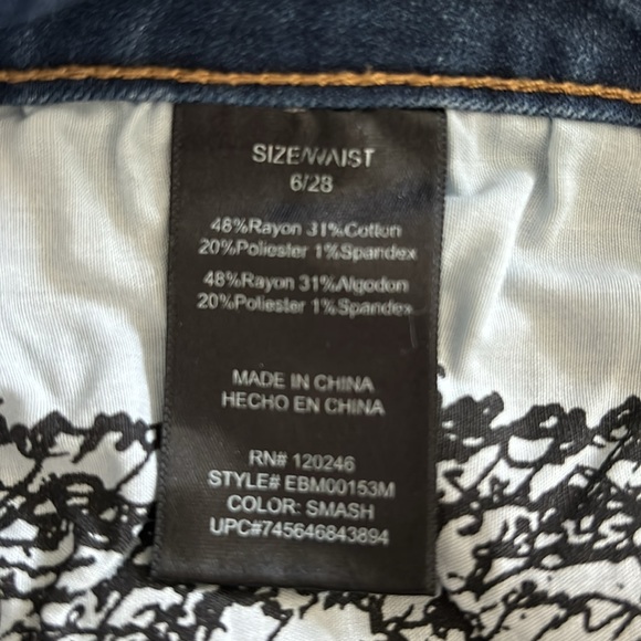 Kensie Skinny Jeans - Picture 4 of 4